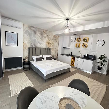 Studio 70 By Casa Del Mar Mamaia Exteriör bild