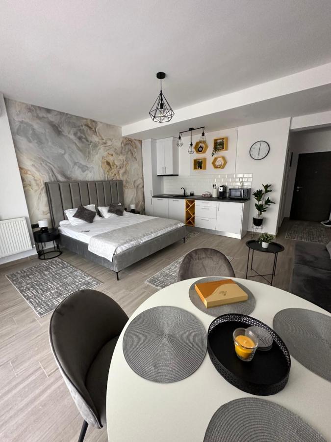 Studio 70 By Casa Del Mar Mamaia Exteriör bild
